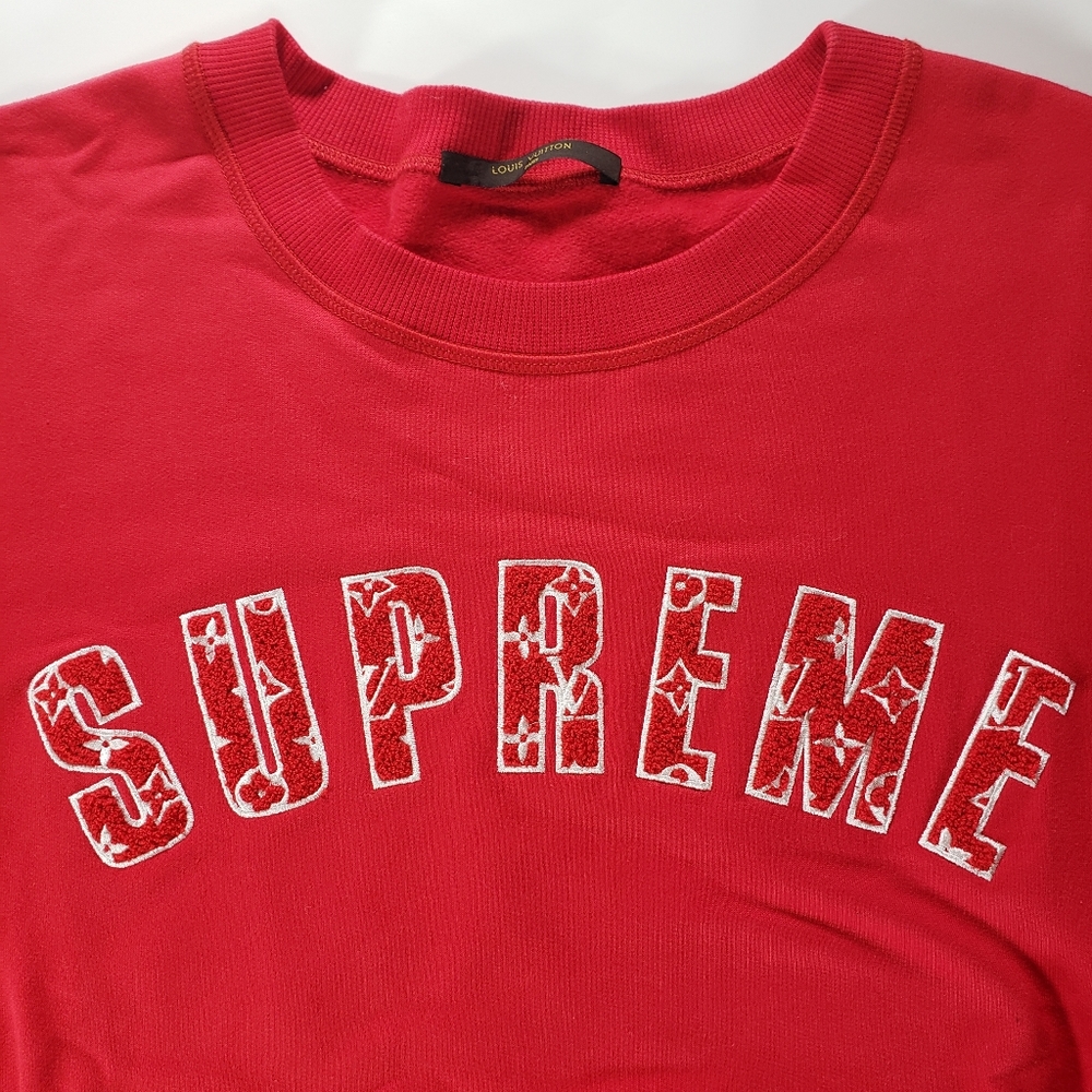 Louis Vuitton x Supreme Red Arc Logo Crewneck Size 4L